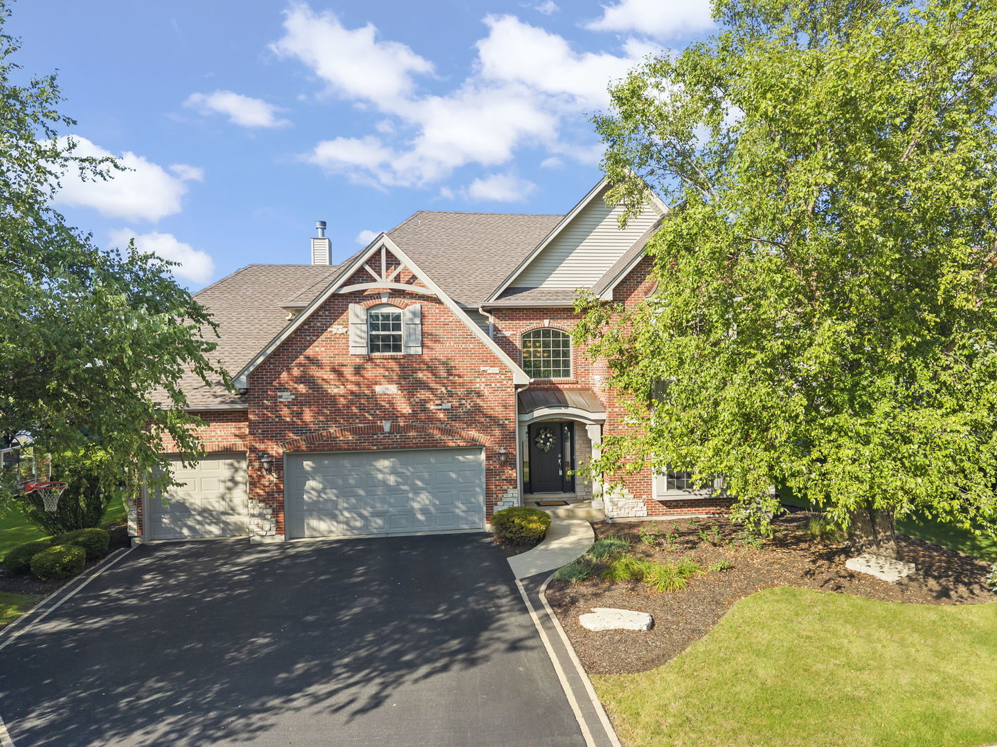 26612 Lindengate Circle Property Photo 1