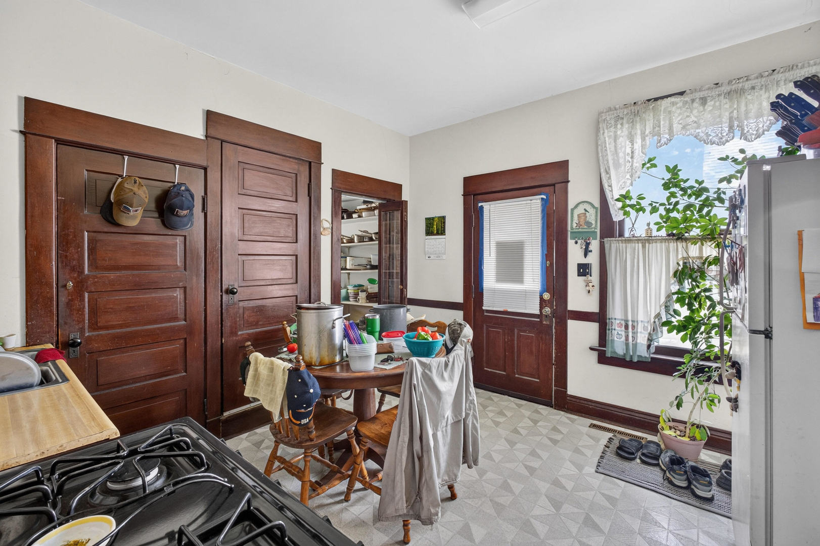 2118 Rockingham Road Property Photo 12