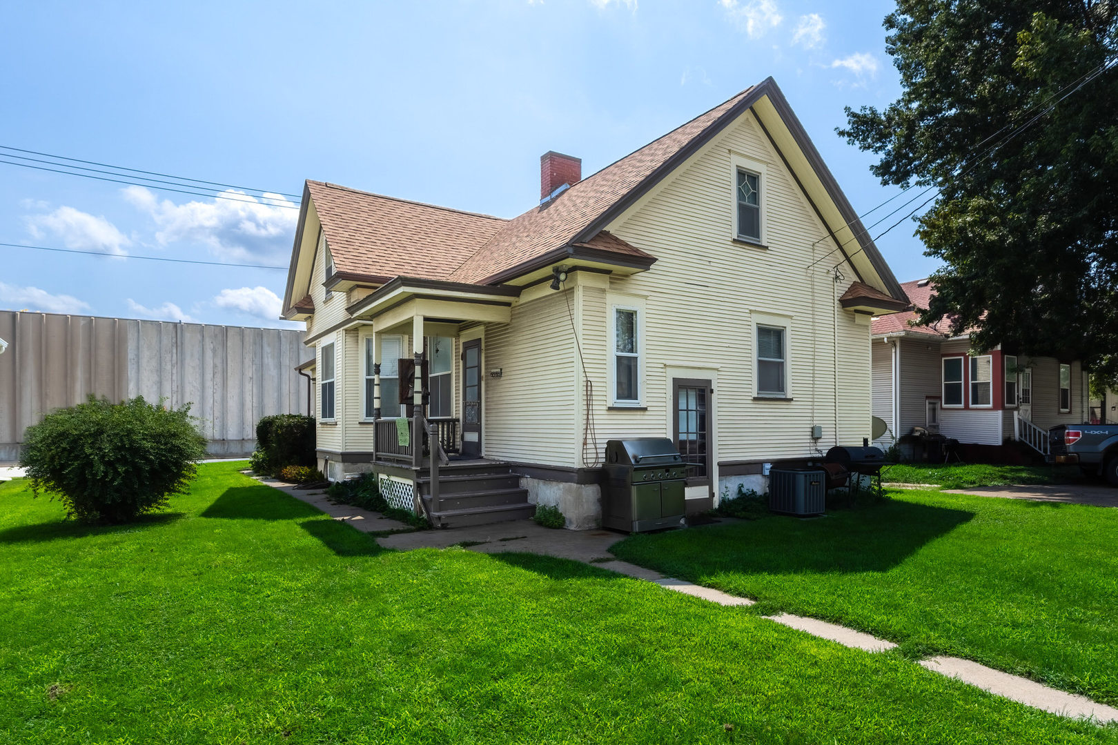 2118 Rockingham Road Property Photo 17