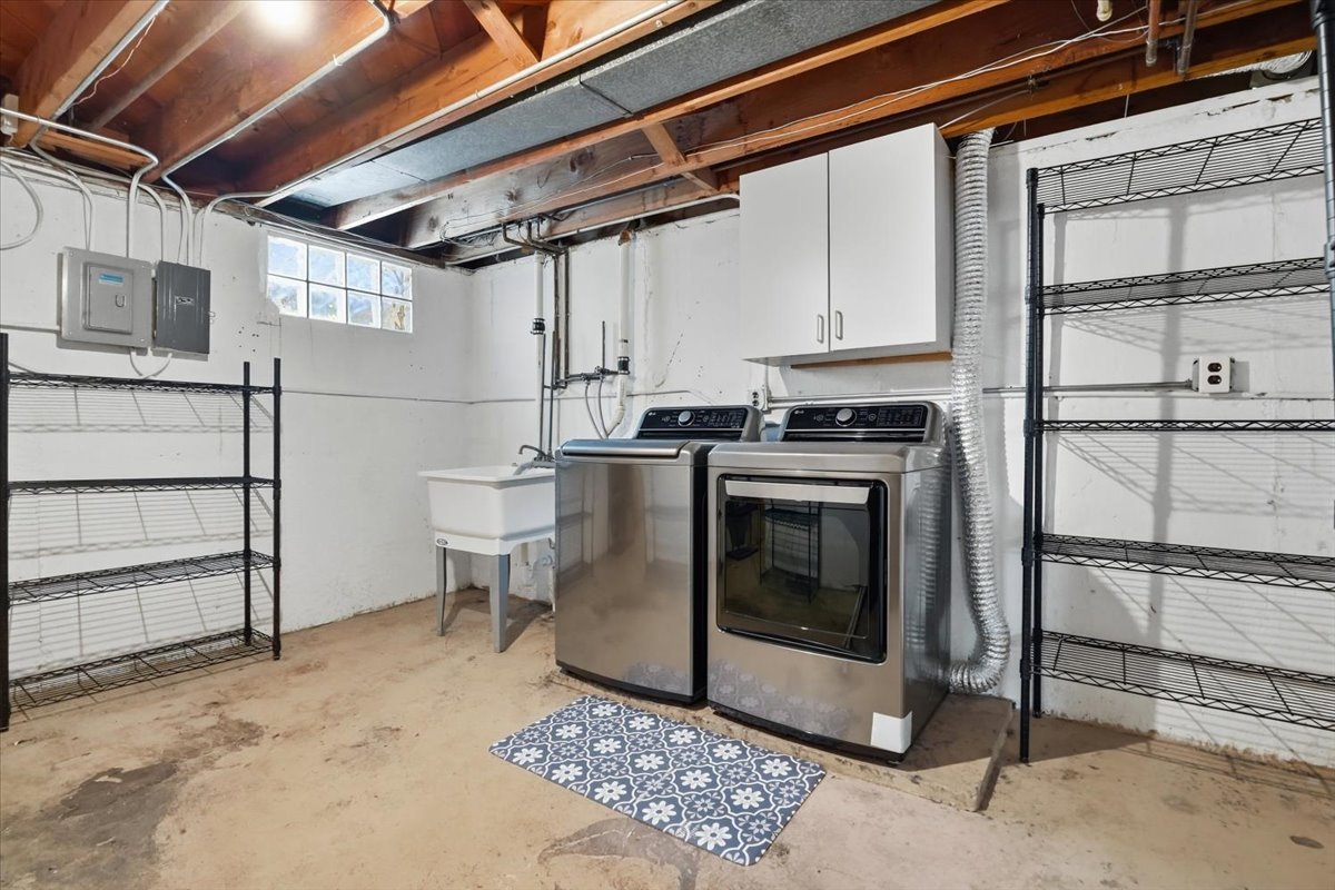 271 Dalton Avenue Property Photo 17