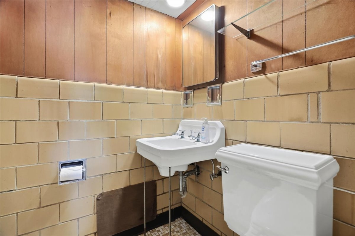 271 Dalton Avenue Property Photo 19