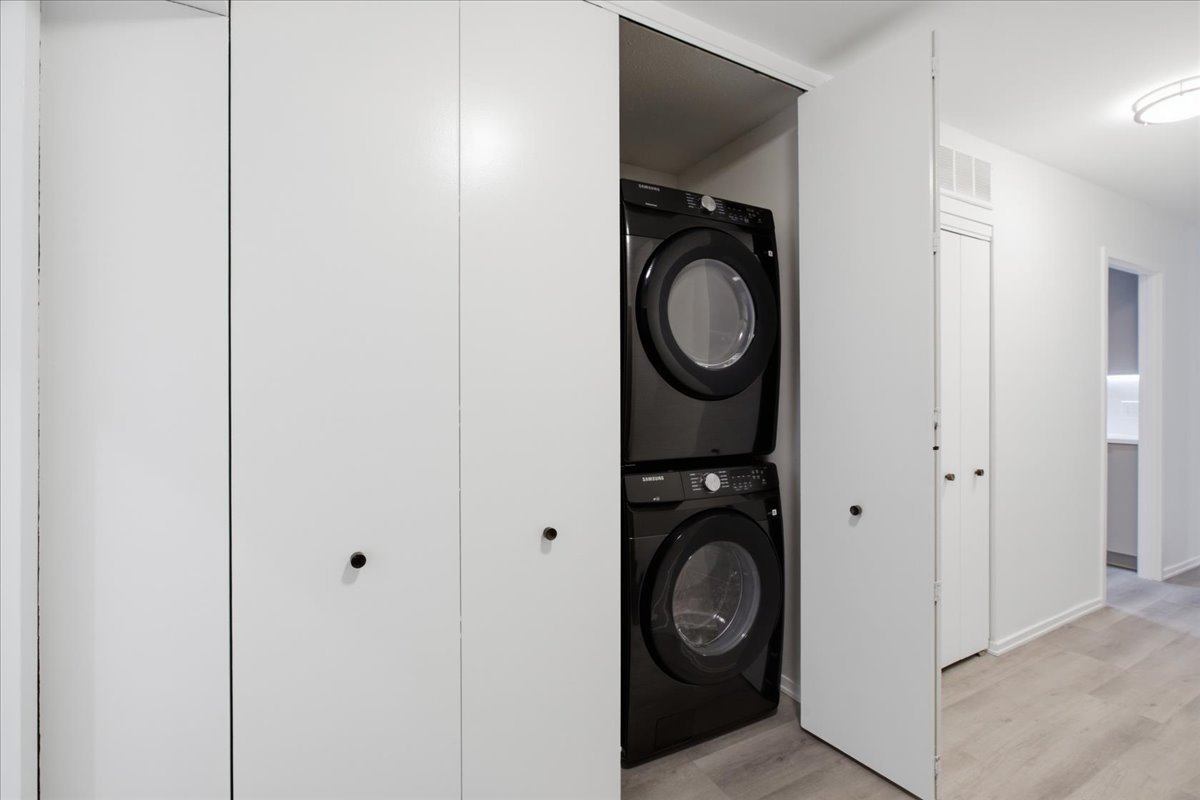 4170 N Marine Drive 3a Property Photo 11