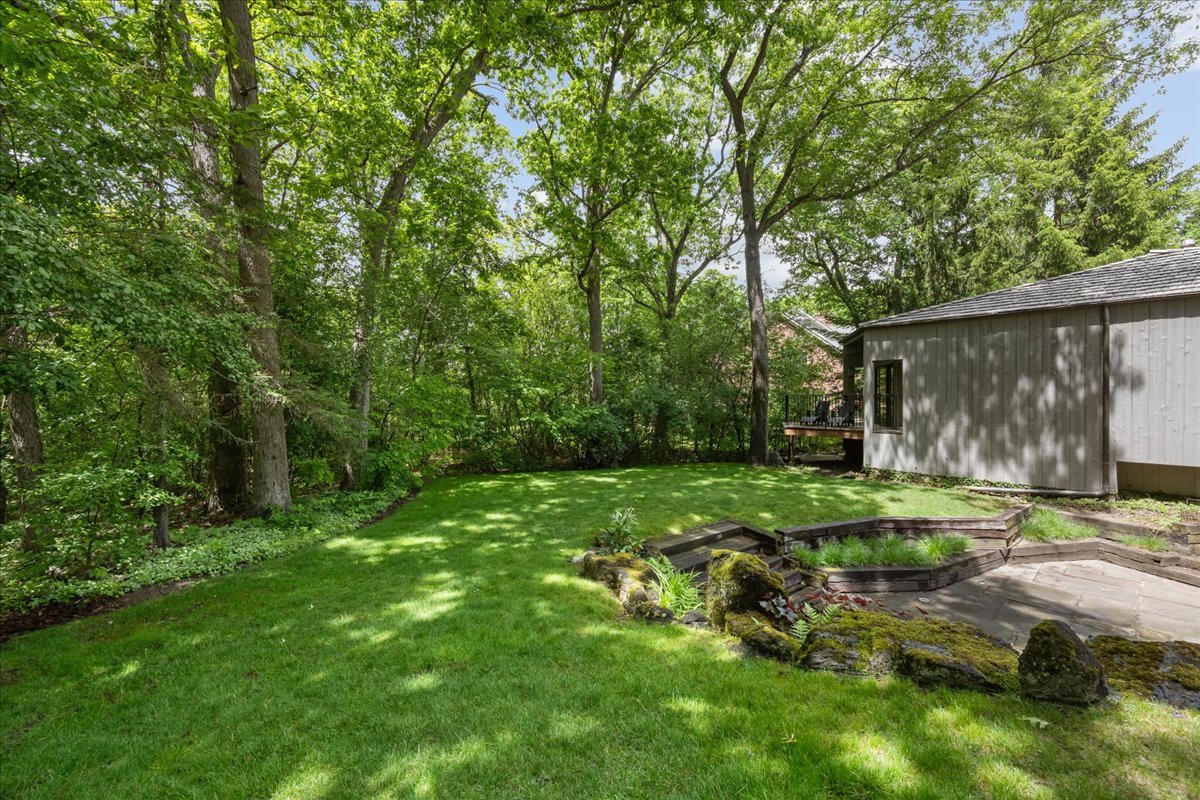 550 S Green Bay Road Property Photo 45