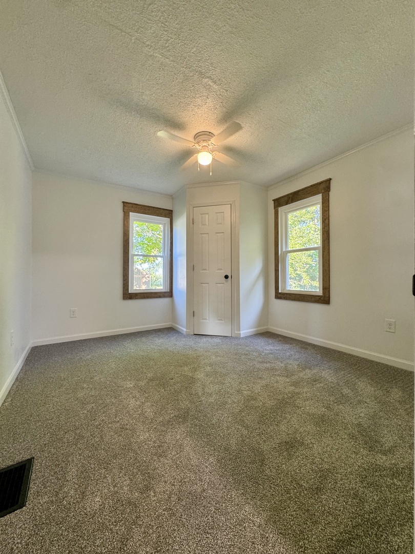 205 W Main Street Property Photo 22