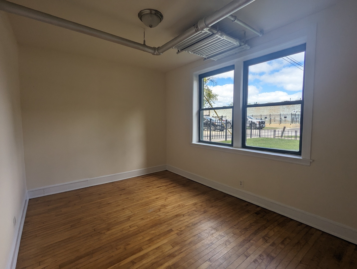 2338 N Spaulding Avenue G Property Photo 10