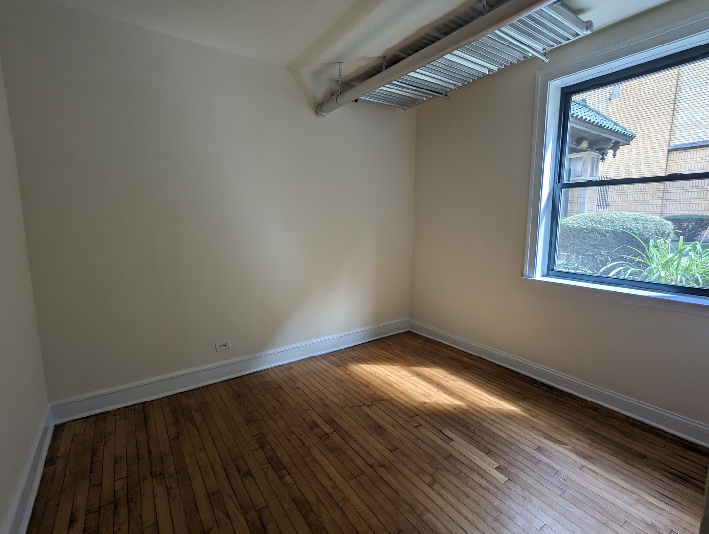 2338 N Spaulding Avenue G Property Photo 14