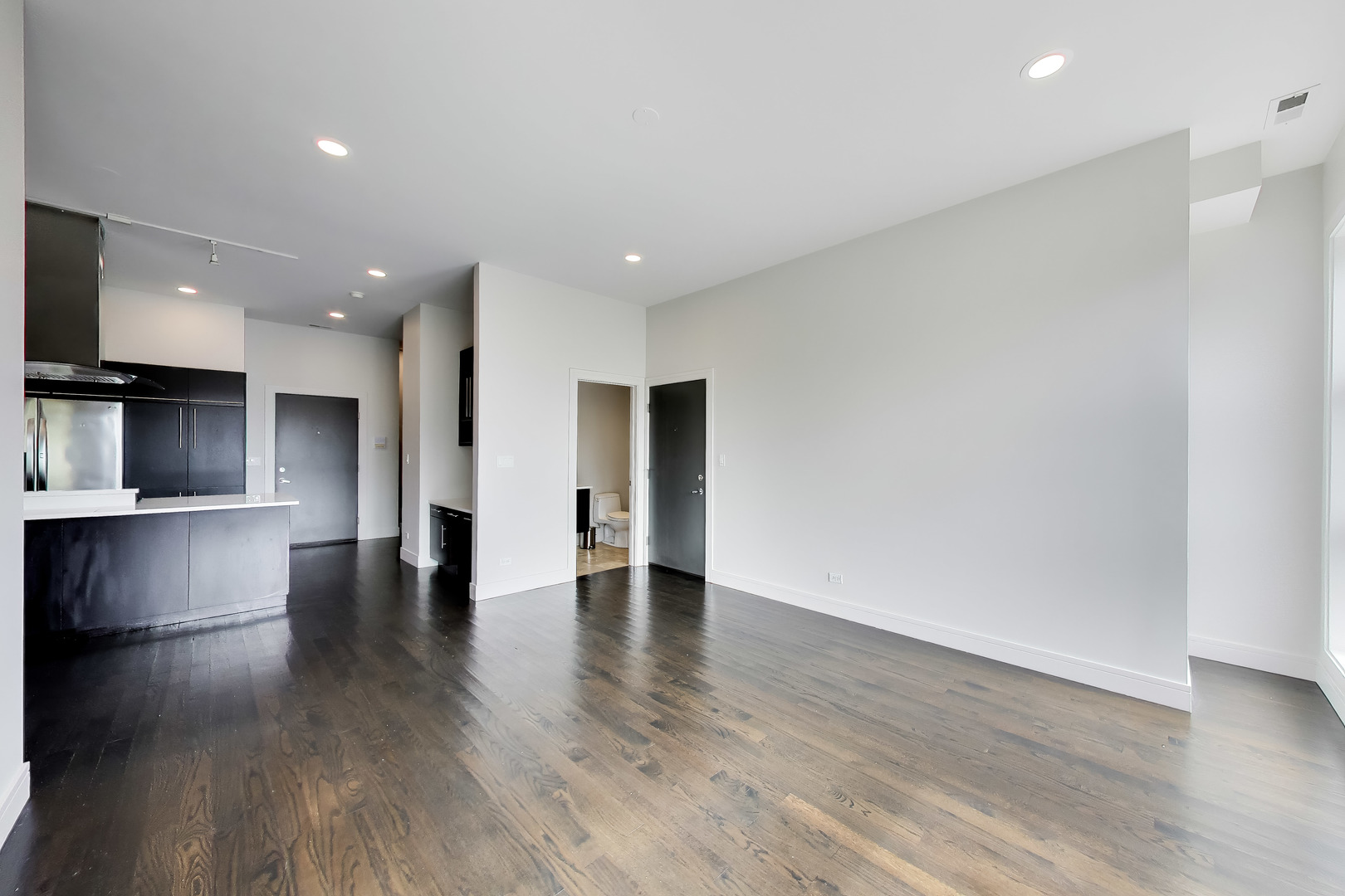 1605 N Oakley Avenue 3s Property Photo 10
