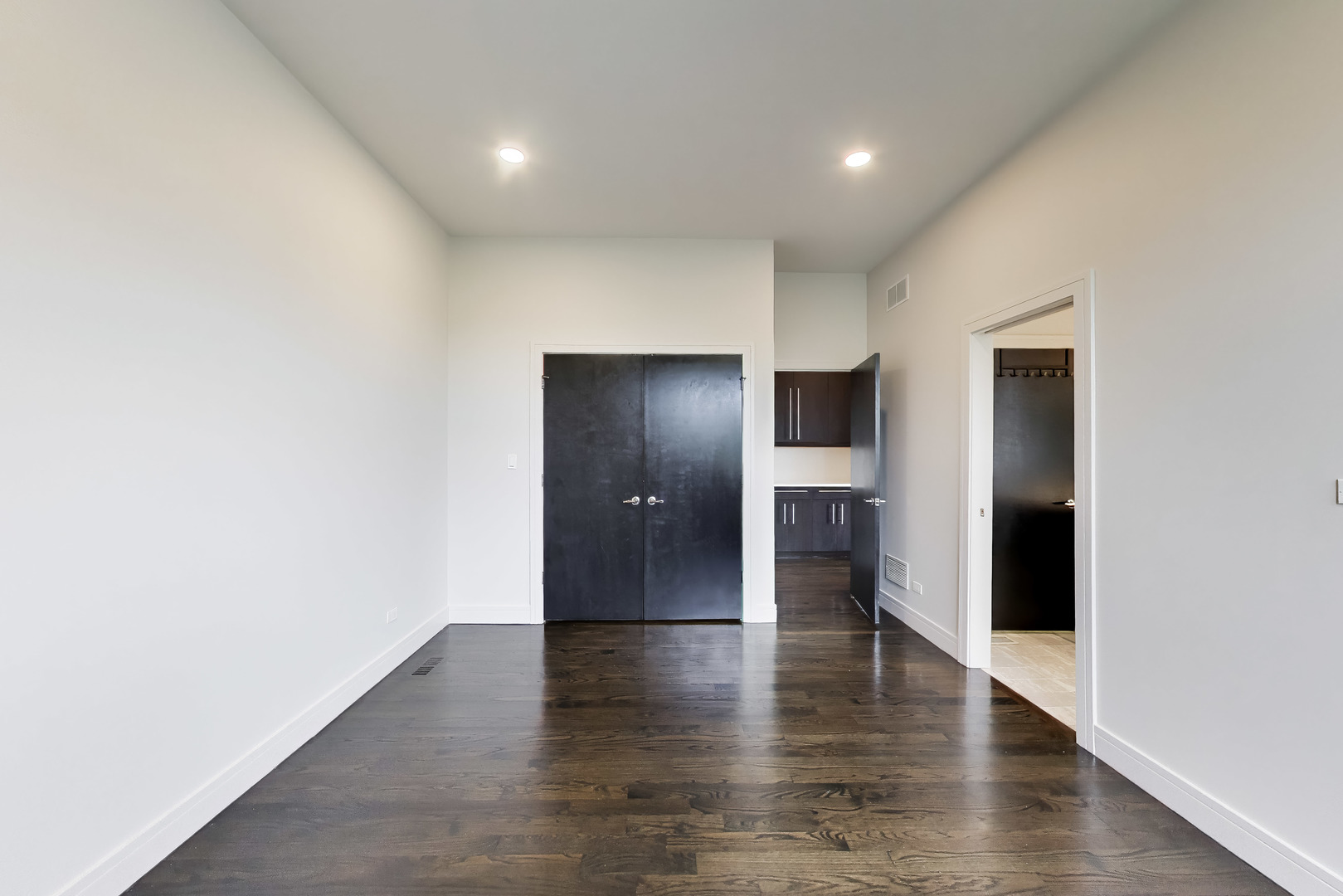 1605 N Oakley Avenue 3s Property Photo 17