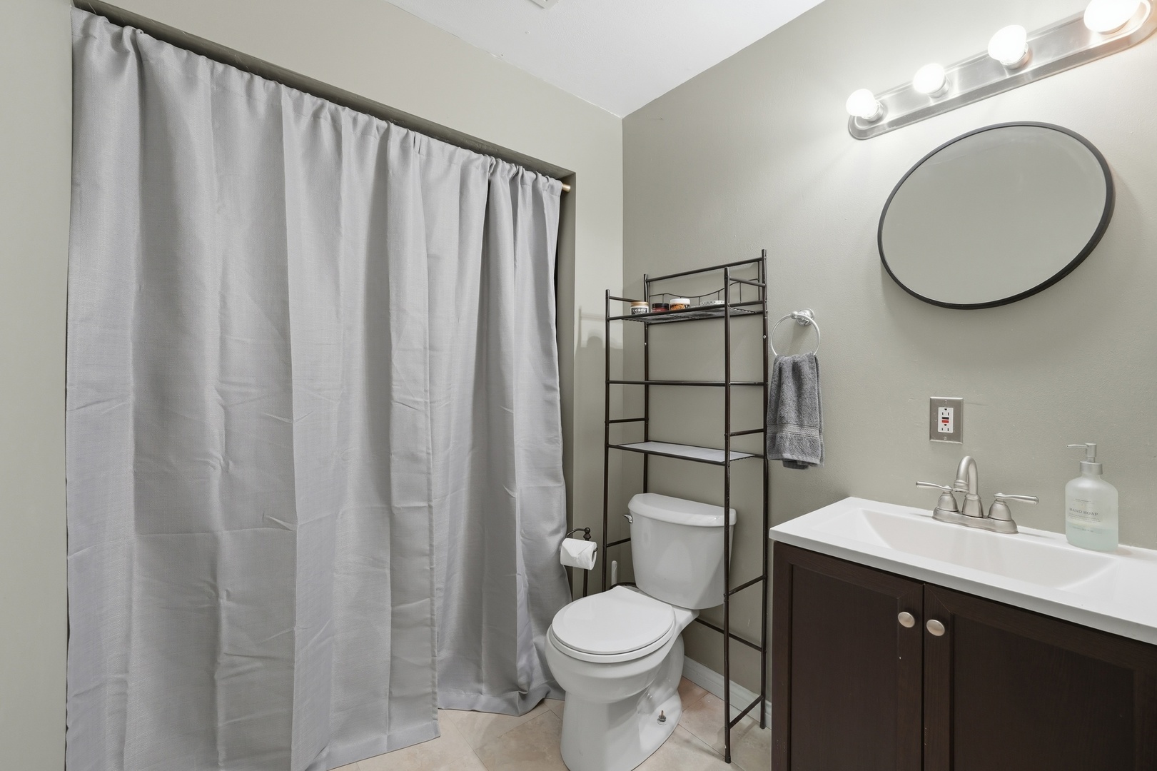 4704 W Northfox Lane H-7 Property Photo 21