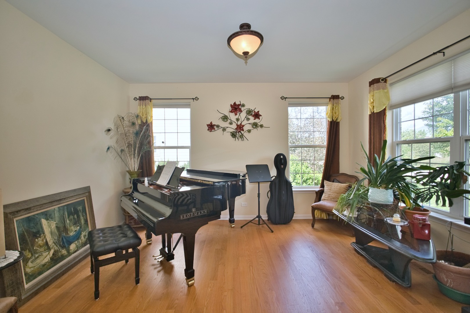 19 N Empress Drive Property Photo 8