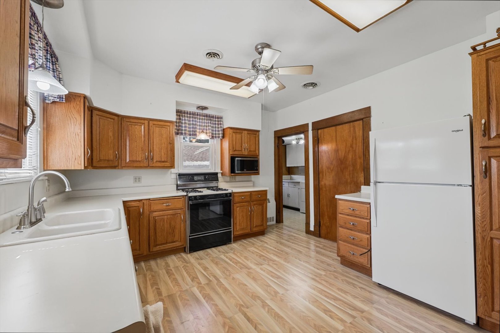 102 N Walnut Street Property Photo 15
