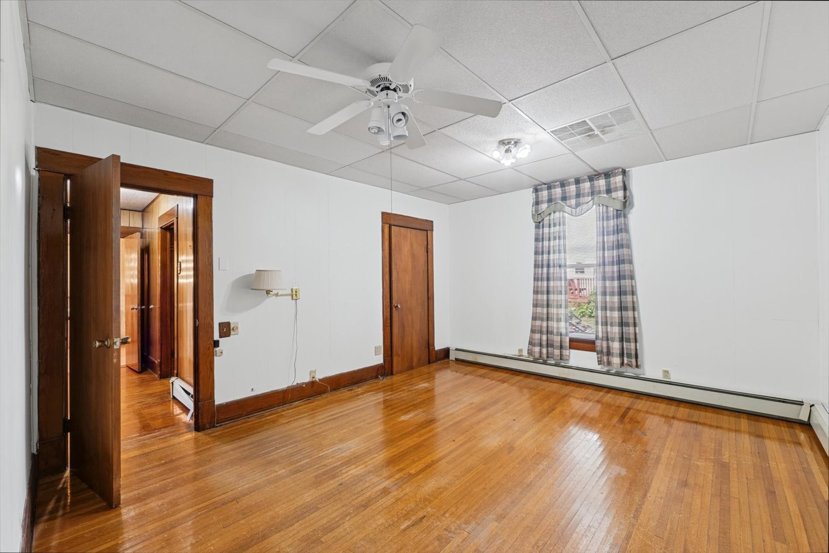 102 N Walnut Street Property Photo 21