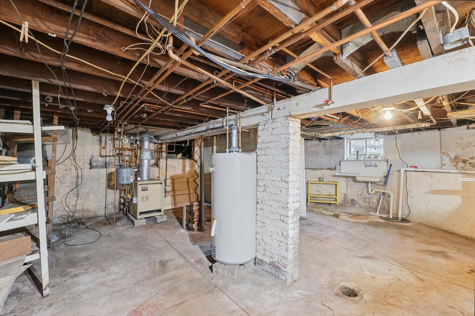 102 N Walnut Street Property Photo 29