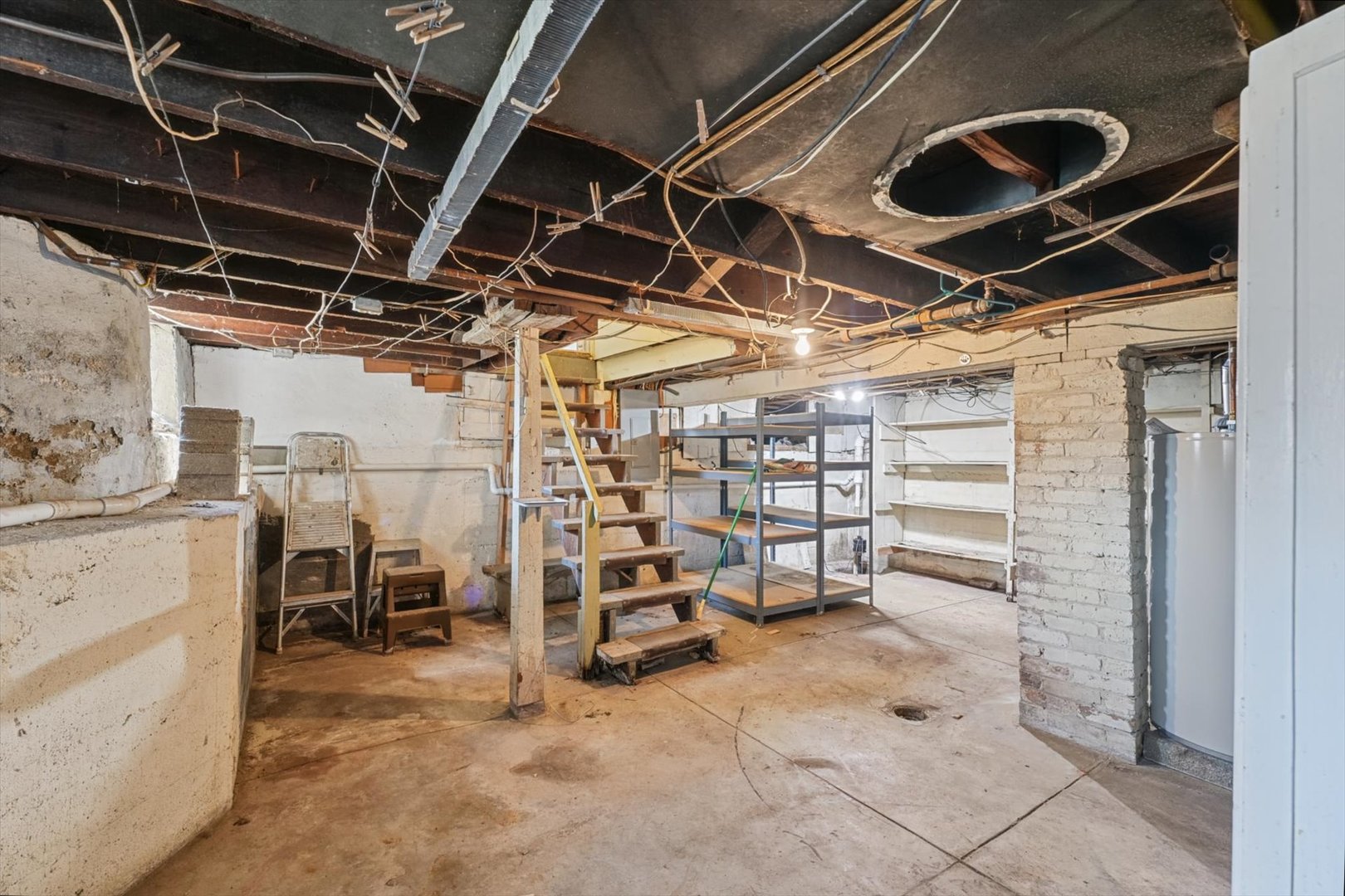 102 N Walnut Street Property Photo 30