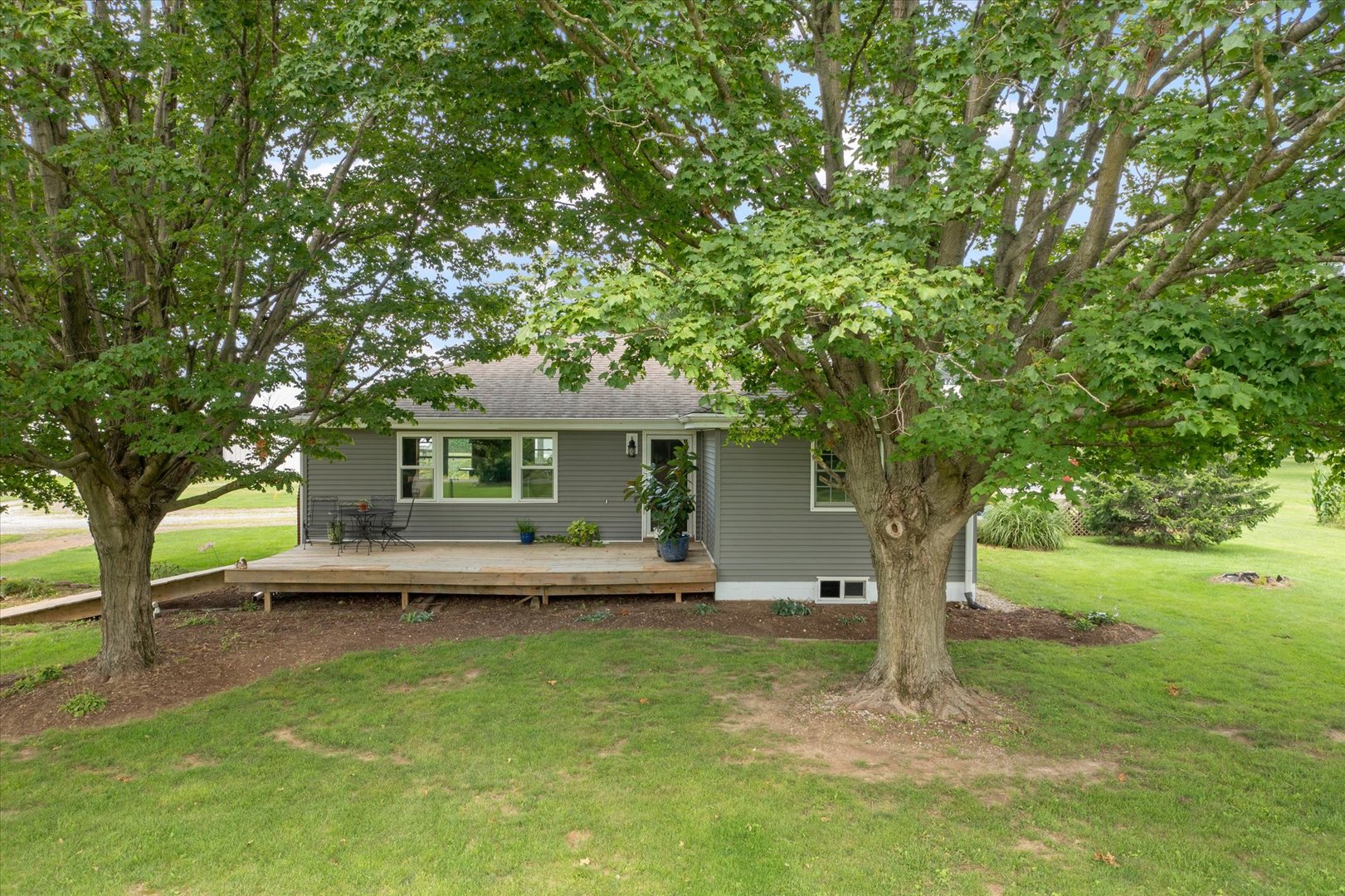 2577 County Road 600 Property Photo 4
