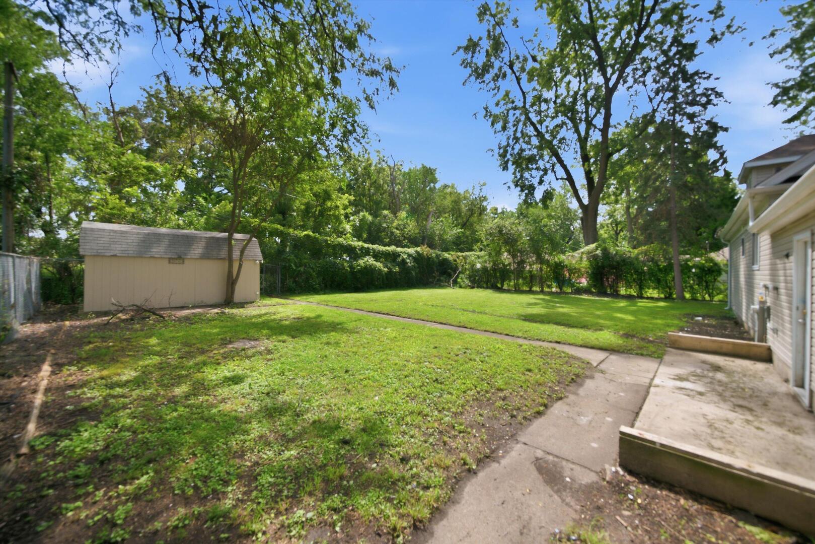 15811 S Whipple Avenue Property Photo 28