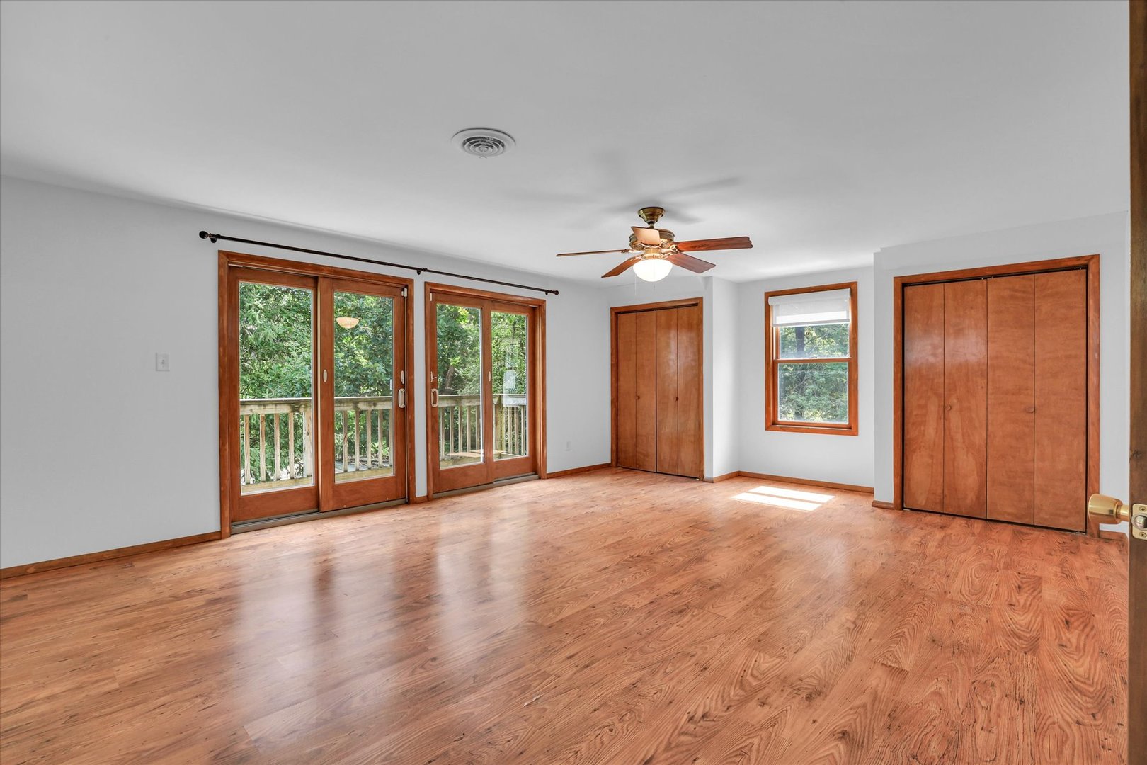 3514 N High Cross Road Property Photo 6