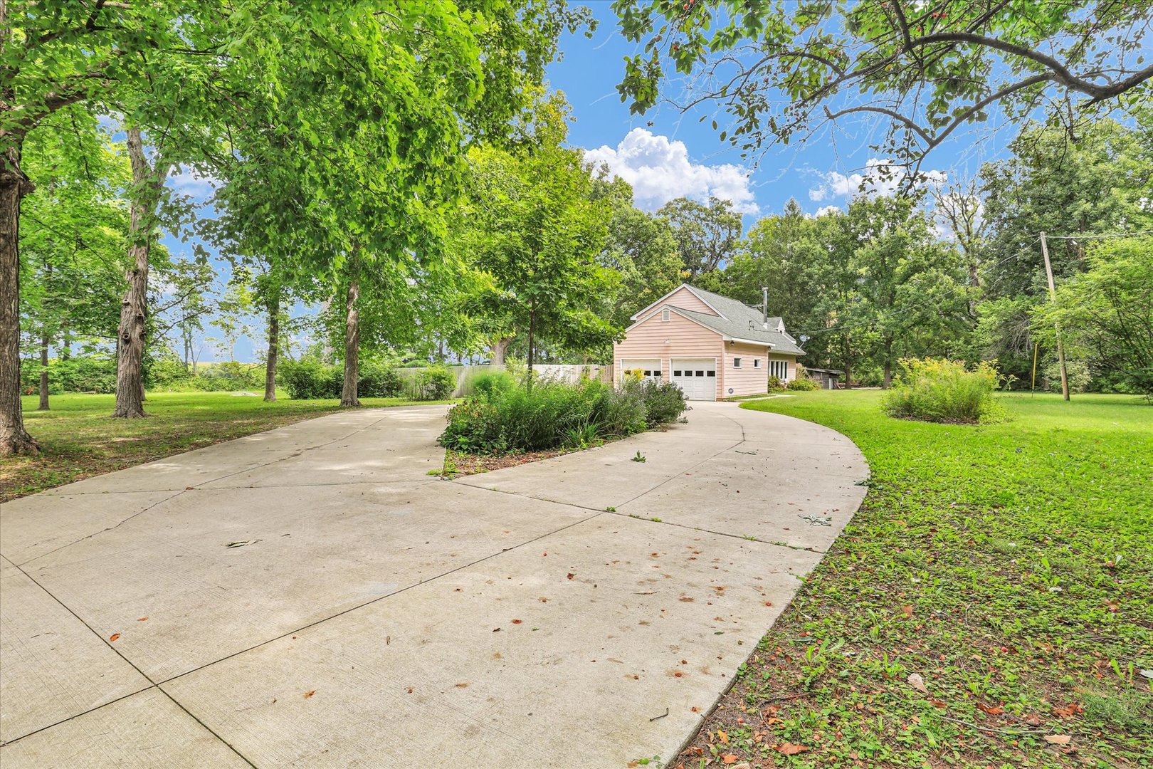 3514 N High Cross Road Property Photo 14