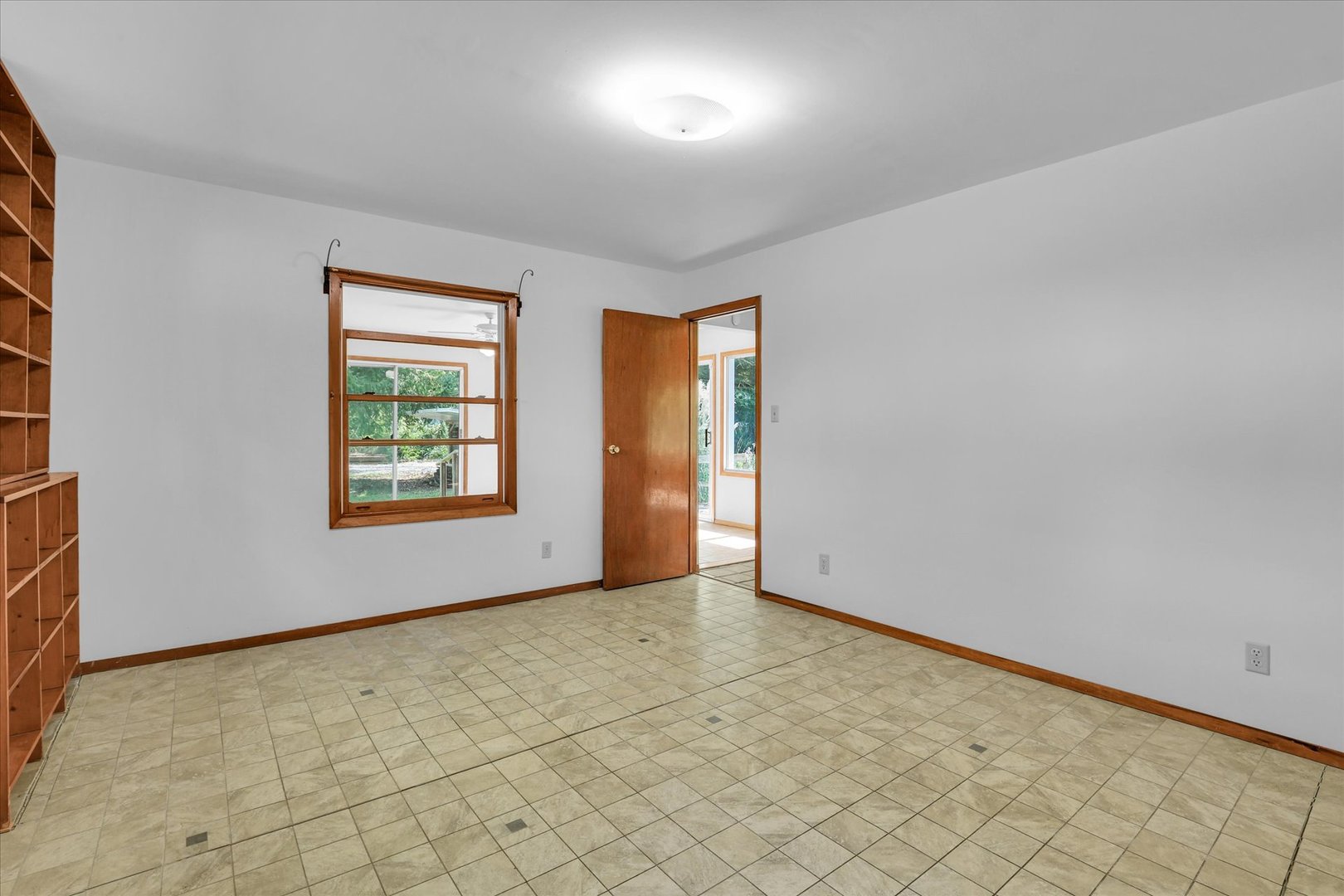 3514 N High Cross Road Property Photo 24