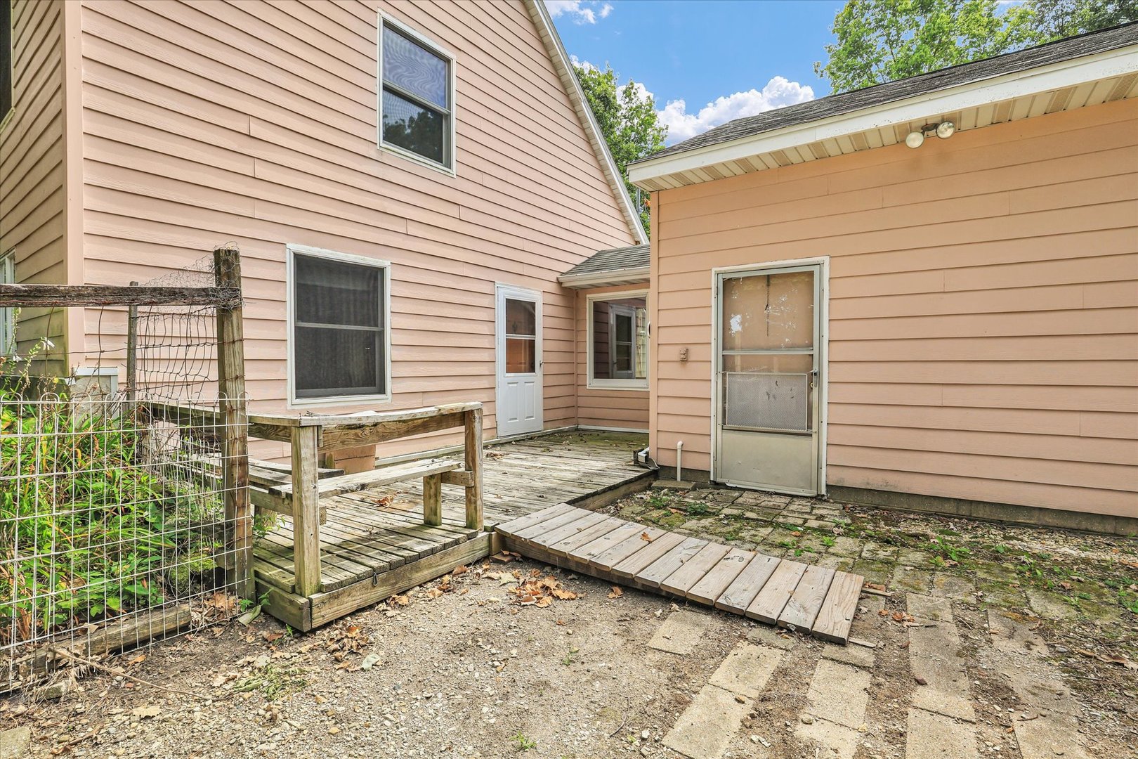 3514 N High Cross Road Property Photo 38