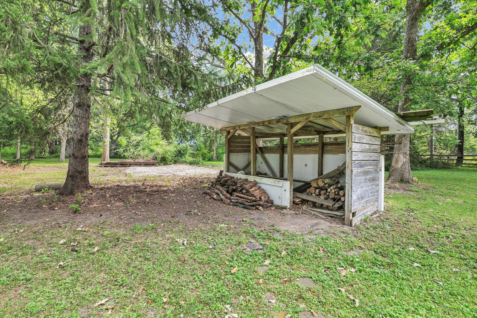 3514 N High Cross Road Property Photo 42