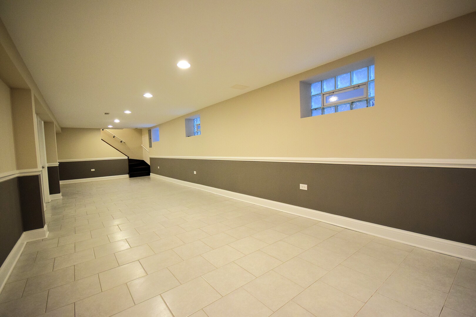1341 W 97th Street Property Photo 16