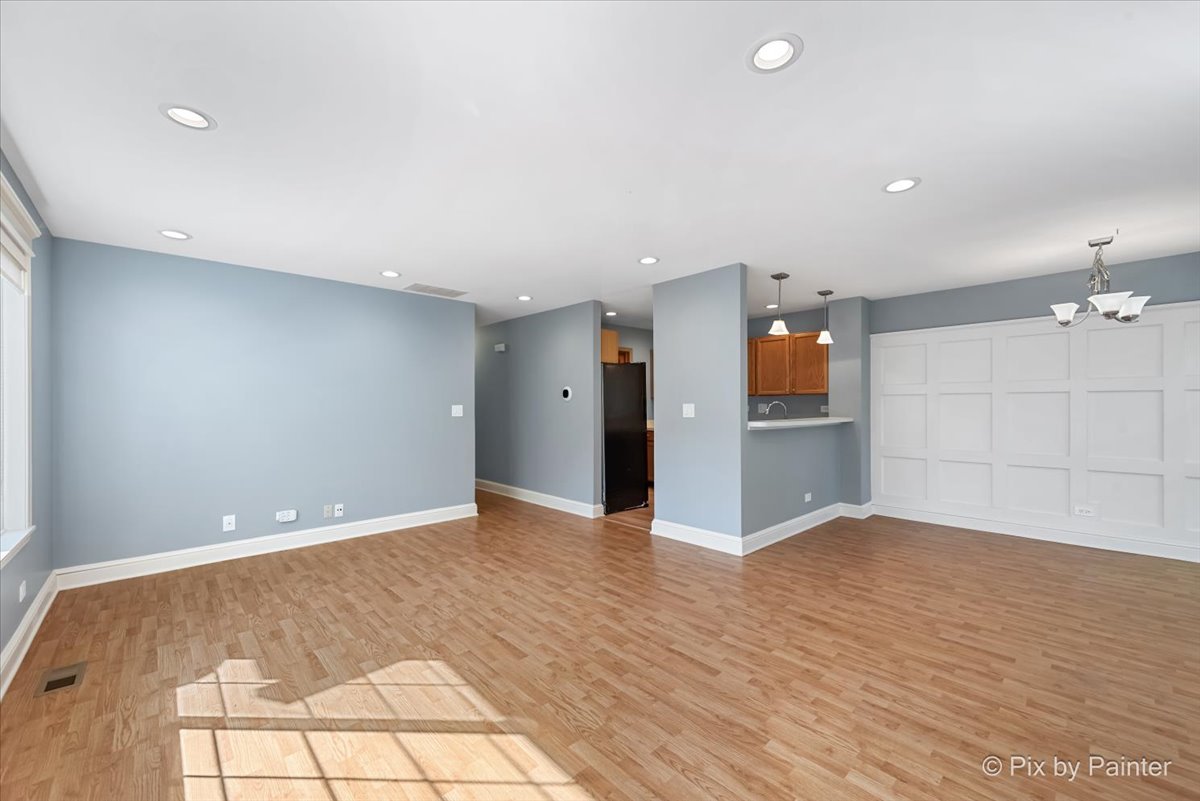 313 Windsor Court D Property Photo 6