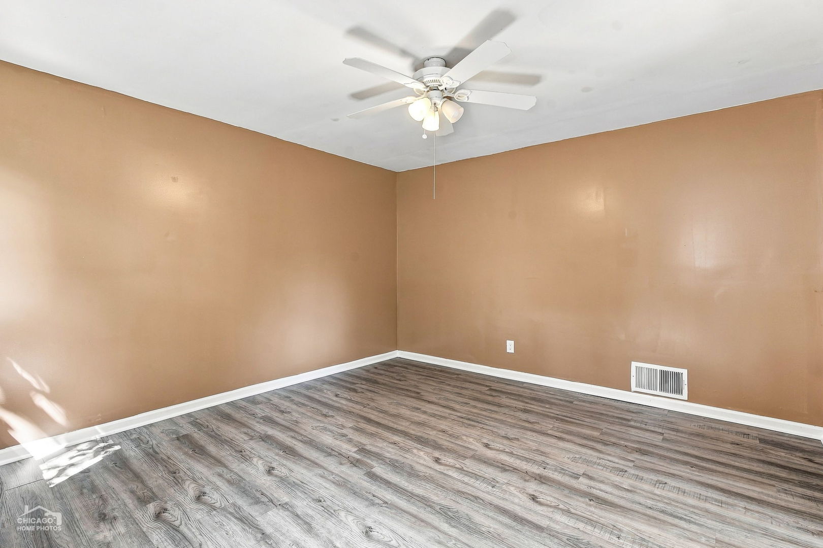 4515 Willow Lane Property Photo 17
