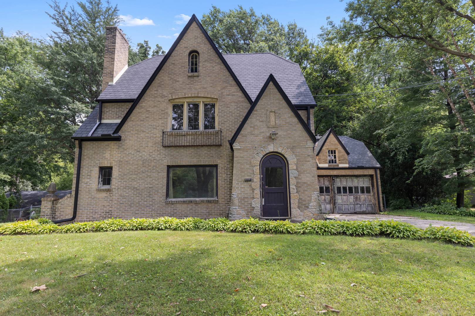 4565 Spring Brook Road Property Photo 1