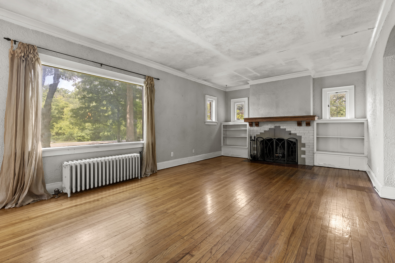 4565 Spring Brook Road Property Photo 3