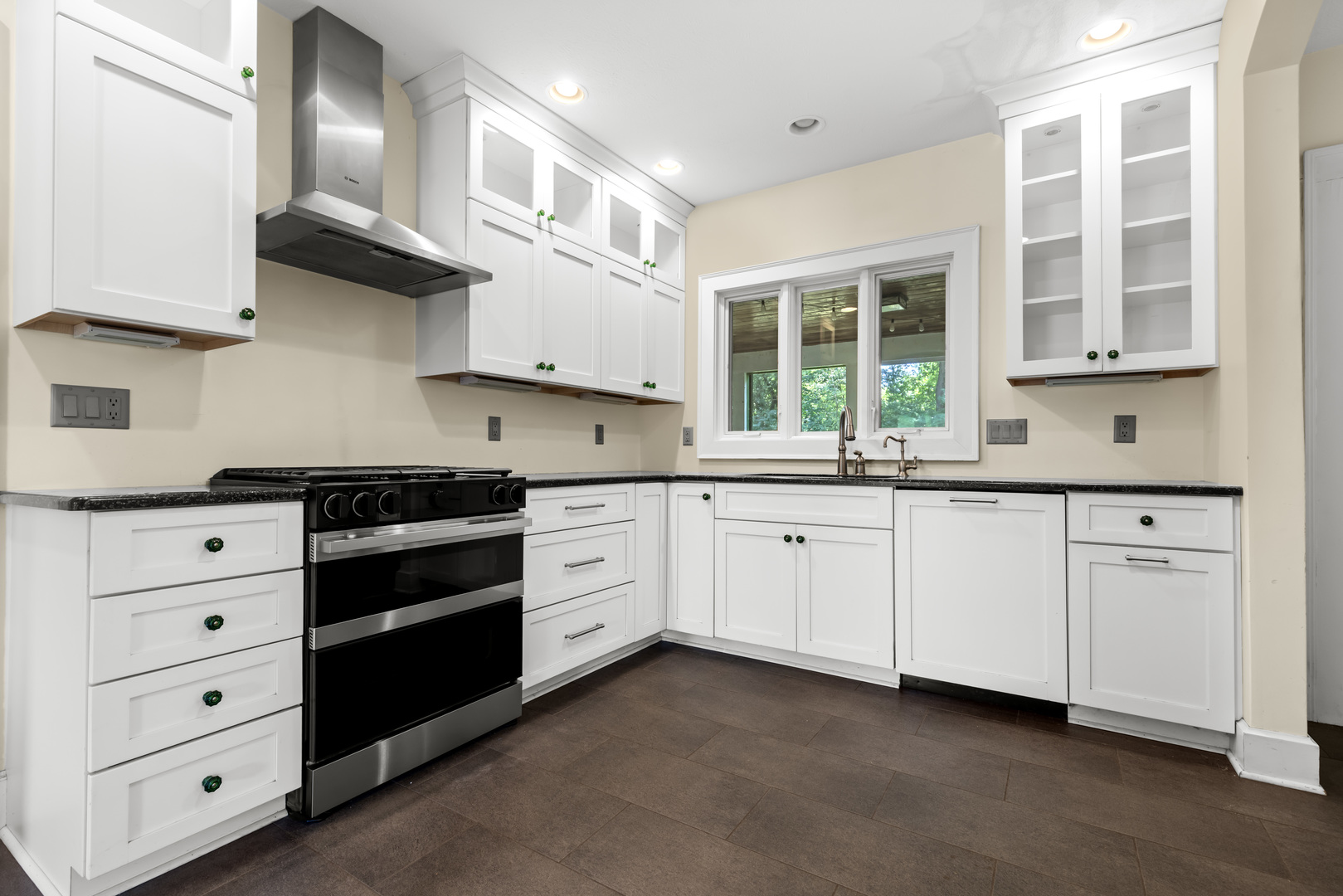 4565 Spring Brook Road Property Photo 4