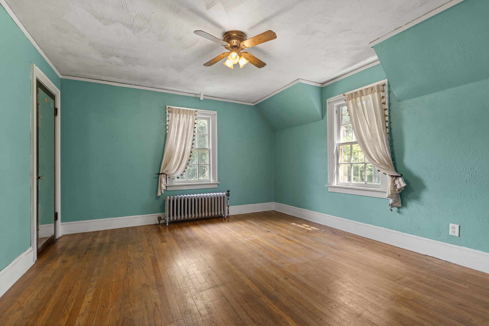 4565 Spring Brook Road Property Photo 8