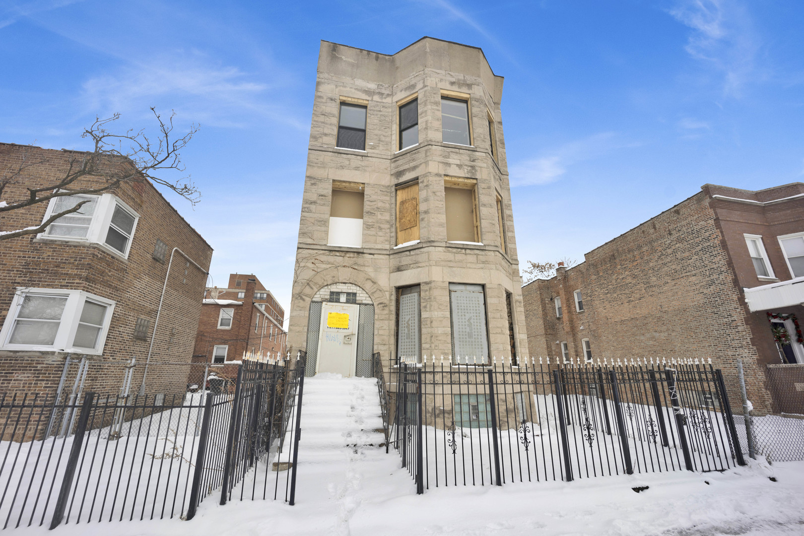 5813 S Wabash Avenue Property Photo 1