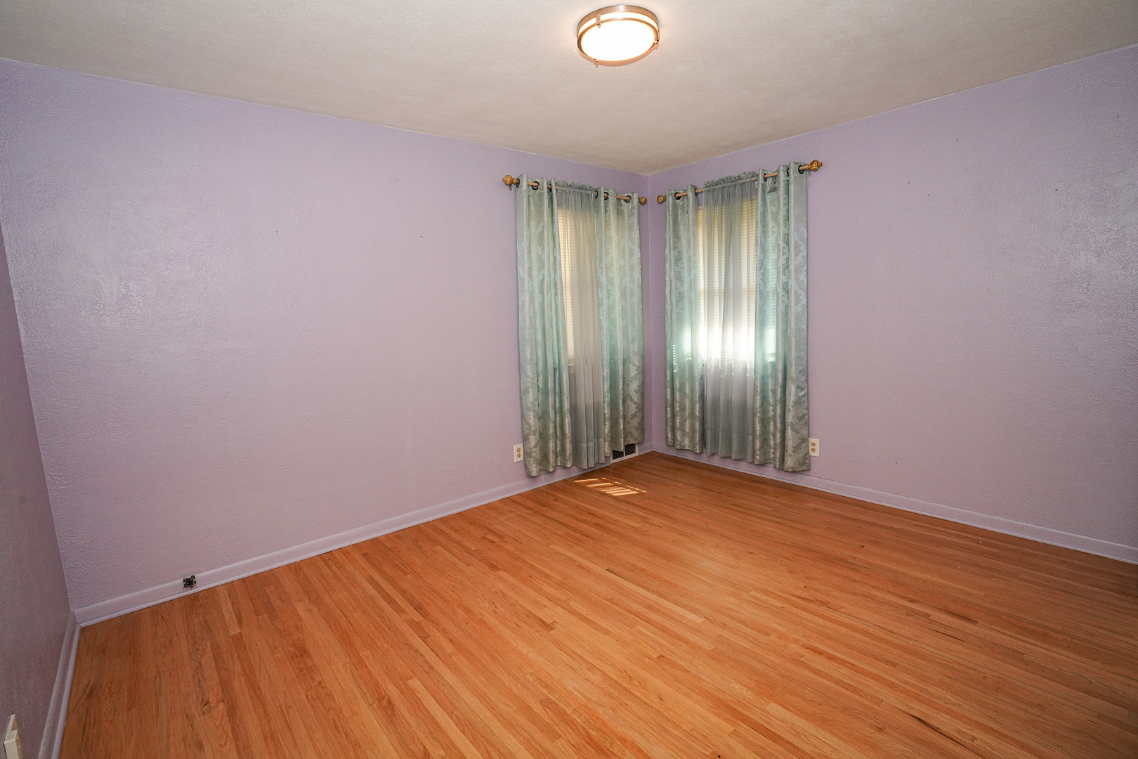 2011 Douglas Street Property Photo 15