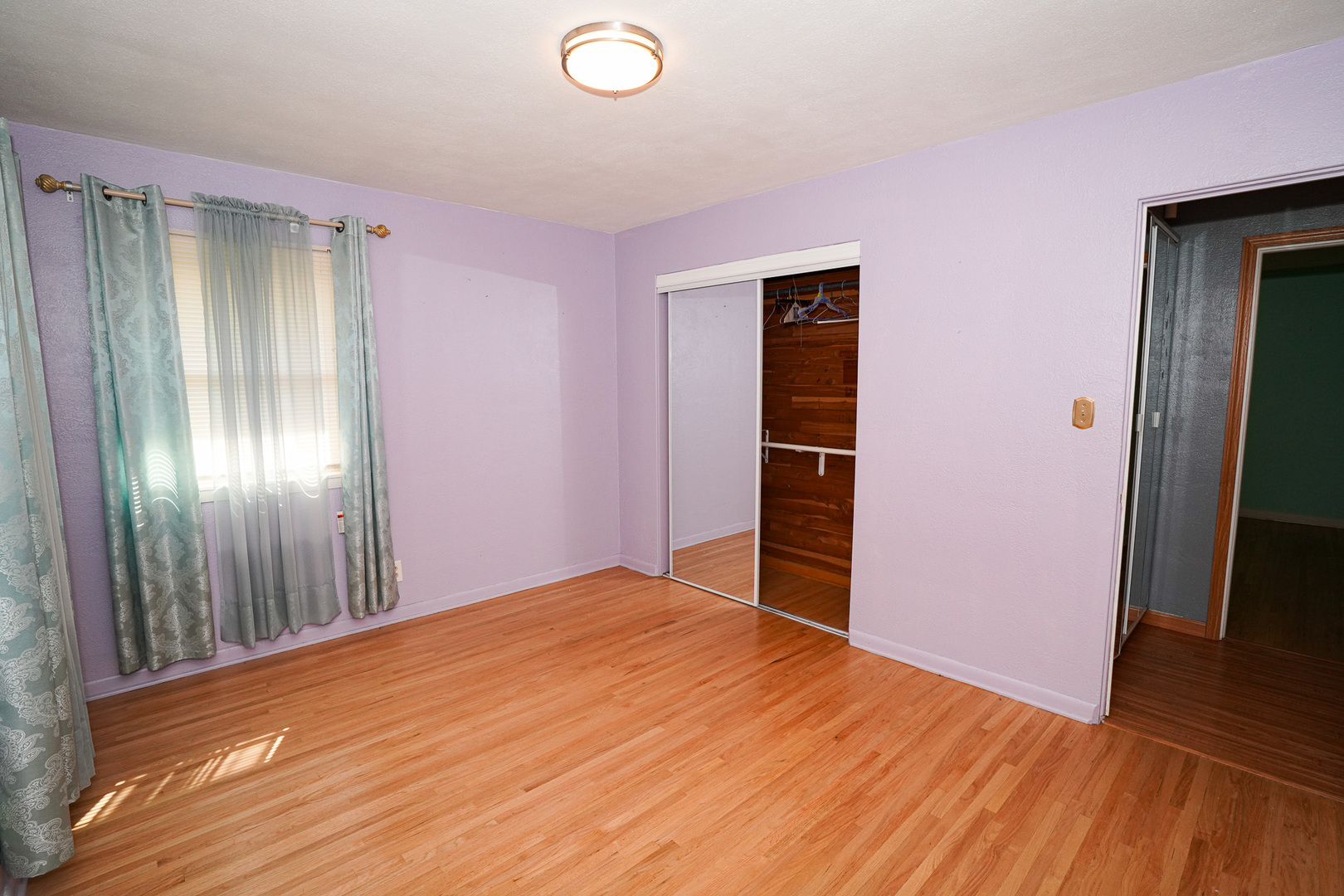 2011 Douglas Street Property Photo 16