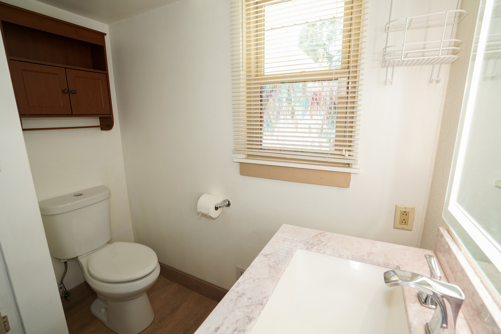 2011 Douglas Street Property Photo 20