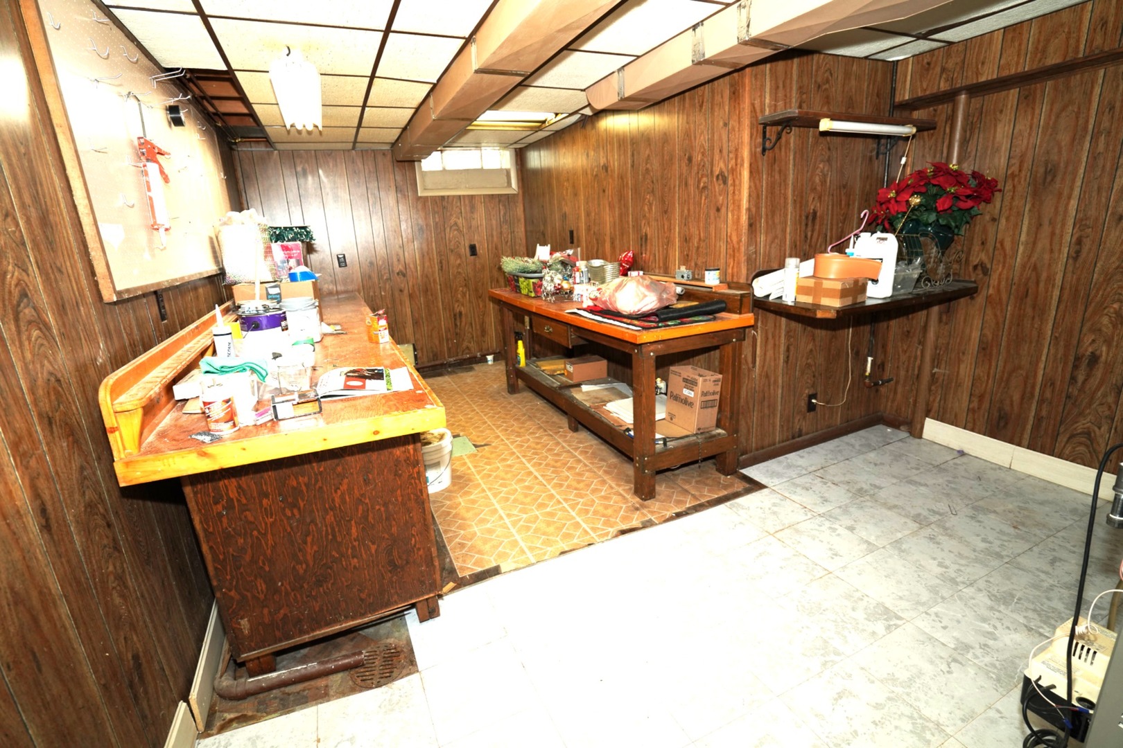 2011 Douglas Street Property Photo 29