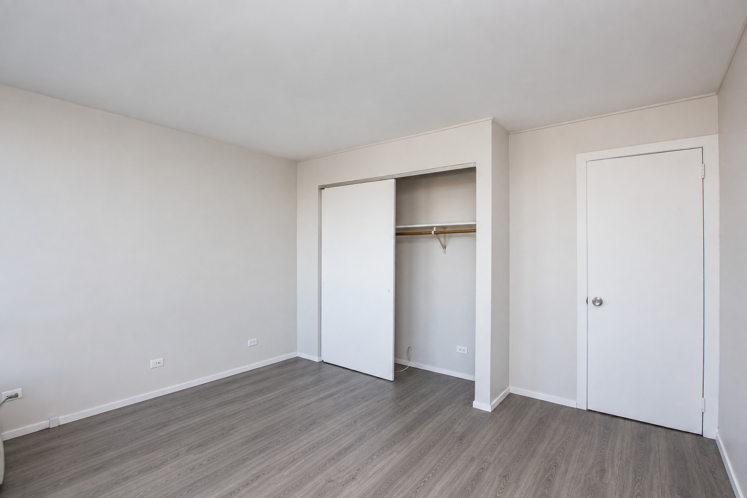 1401 E 55th Street 509n Property Photo 6