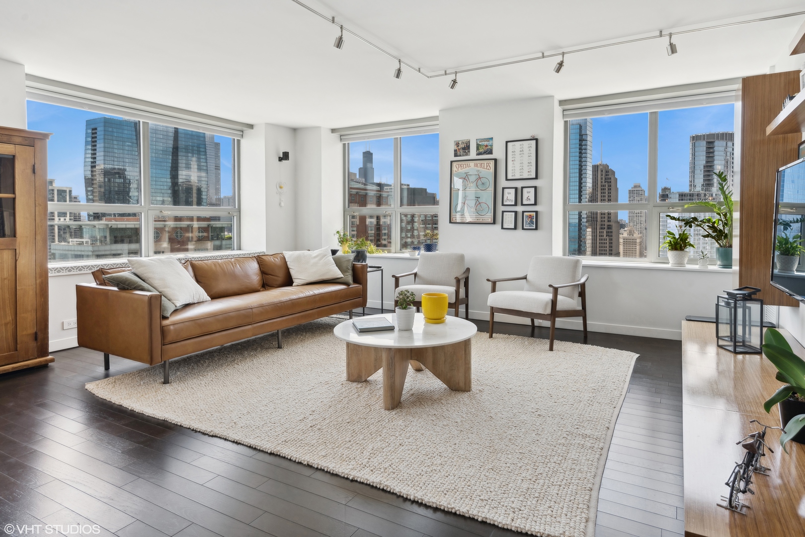 474 N Lake Shore Drive 3508 Property Photo 2