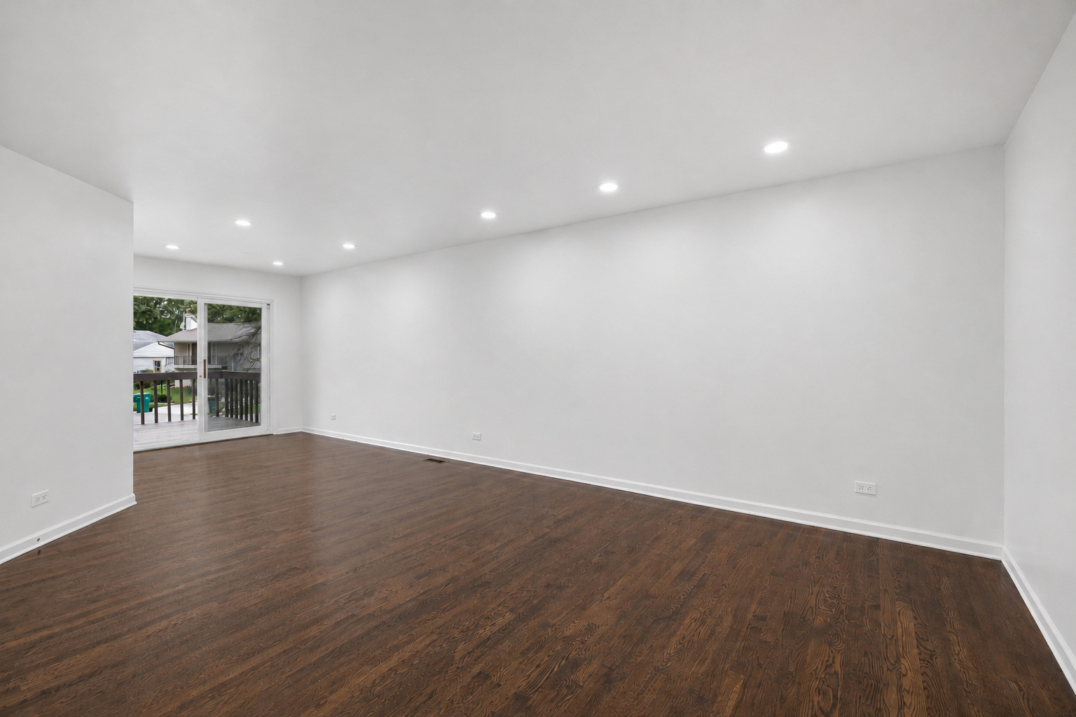 669 White Pine Road Property Photo 5