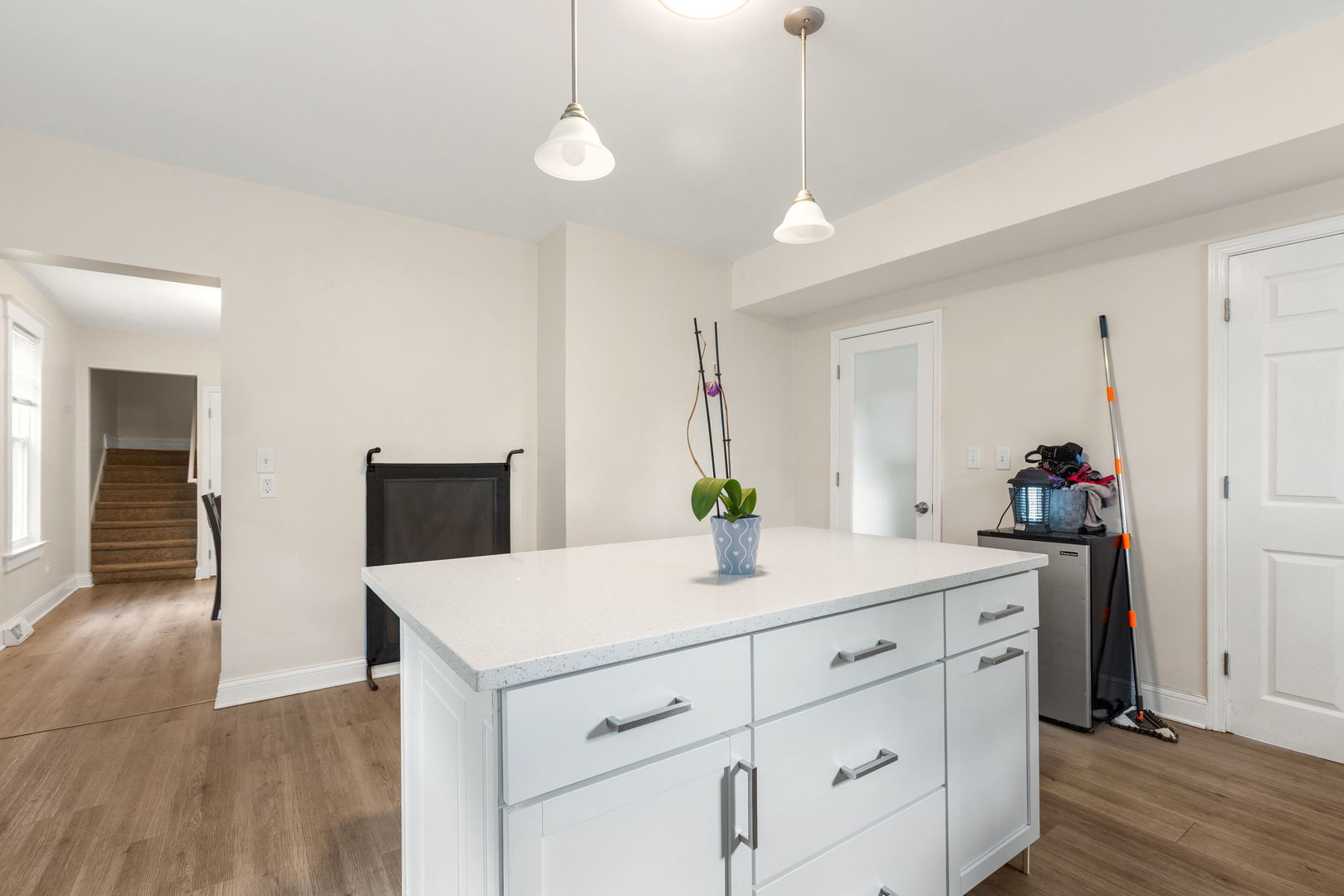 556 Caroline Place Property Photo 10