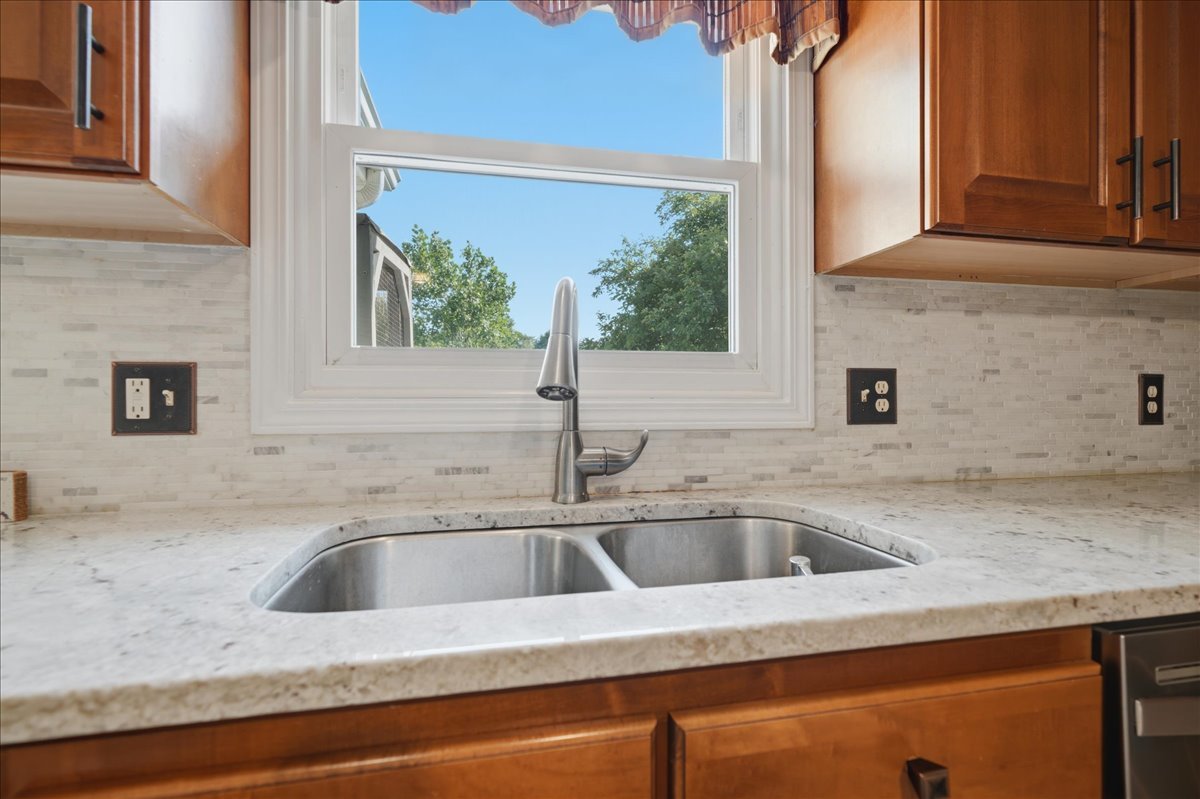 1101 Ironwood Cc Drive Property Photo 14