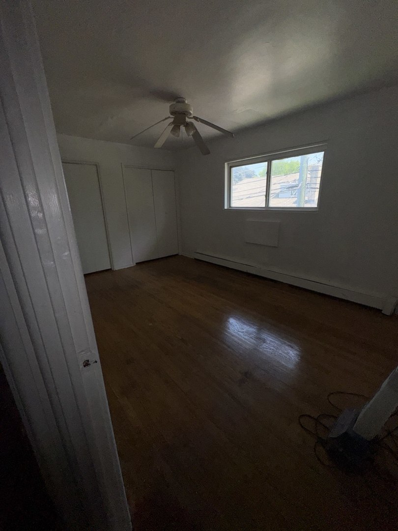 8807 S Cottage Grove Avenue Property Photo 4