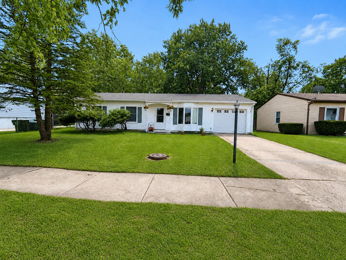 4145 Poplar Avenue Property Photo 1