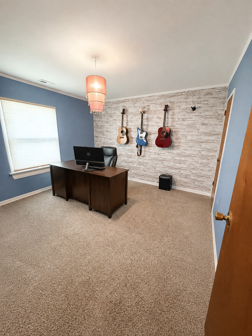 4145 Poplar Avenue Property Photo 6