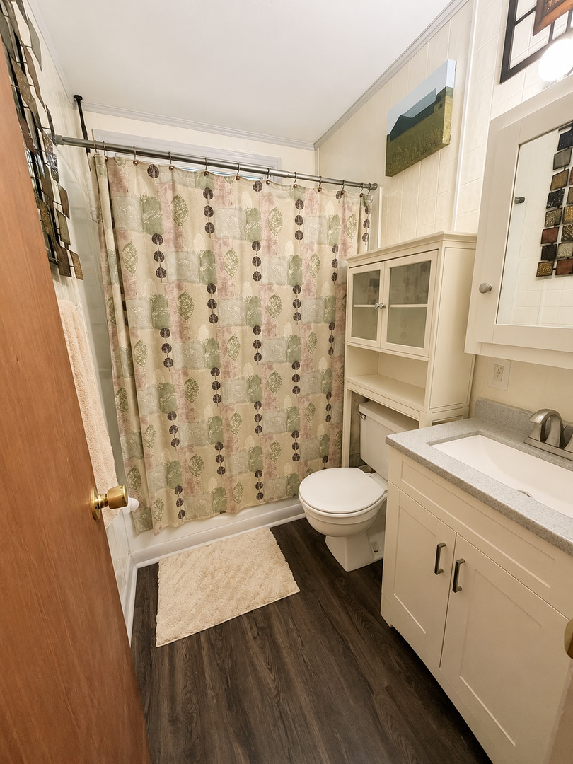 4145 Poplar Avenue Property Photo 8