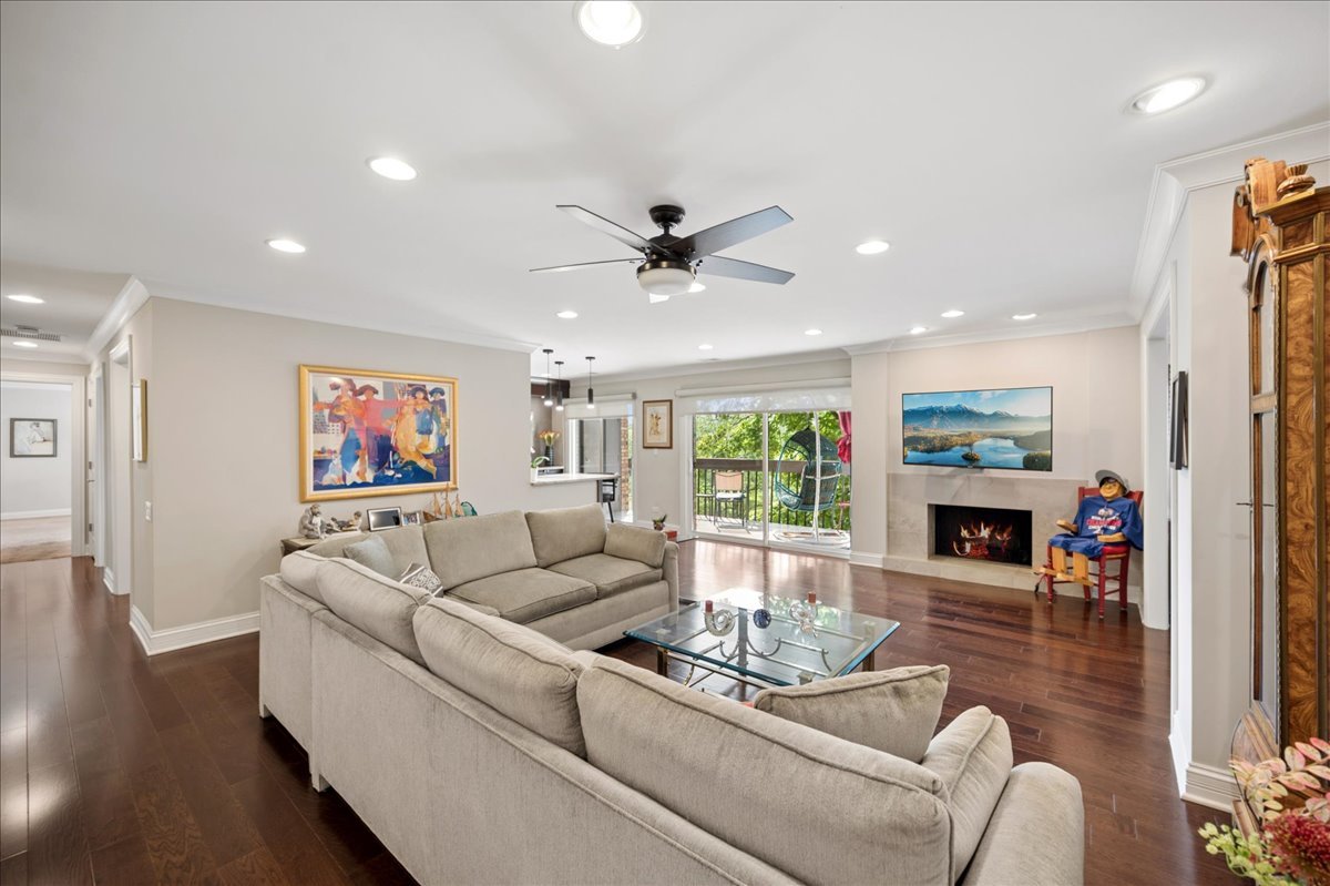 1771 Mission Hills Road 312 Property Photo 4