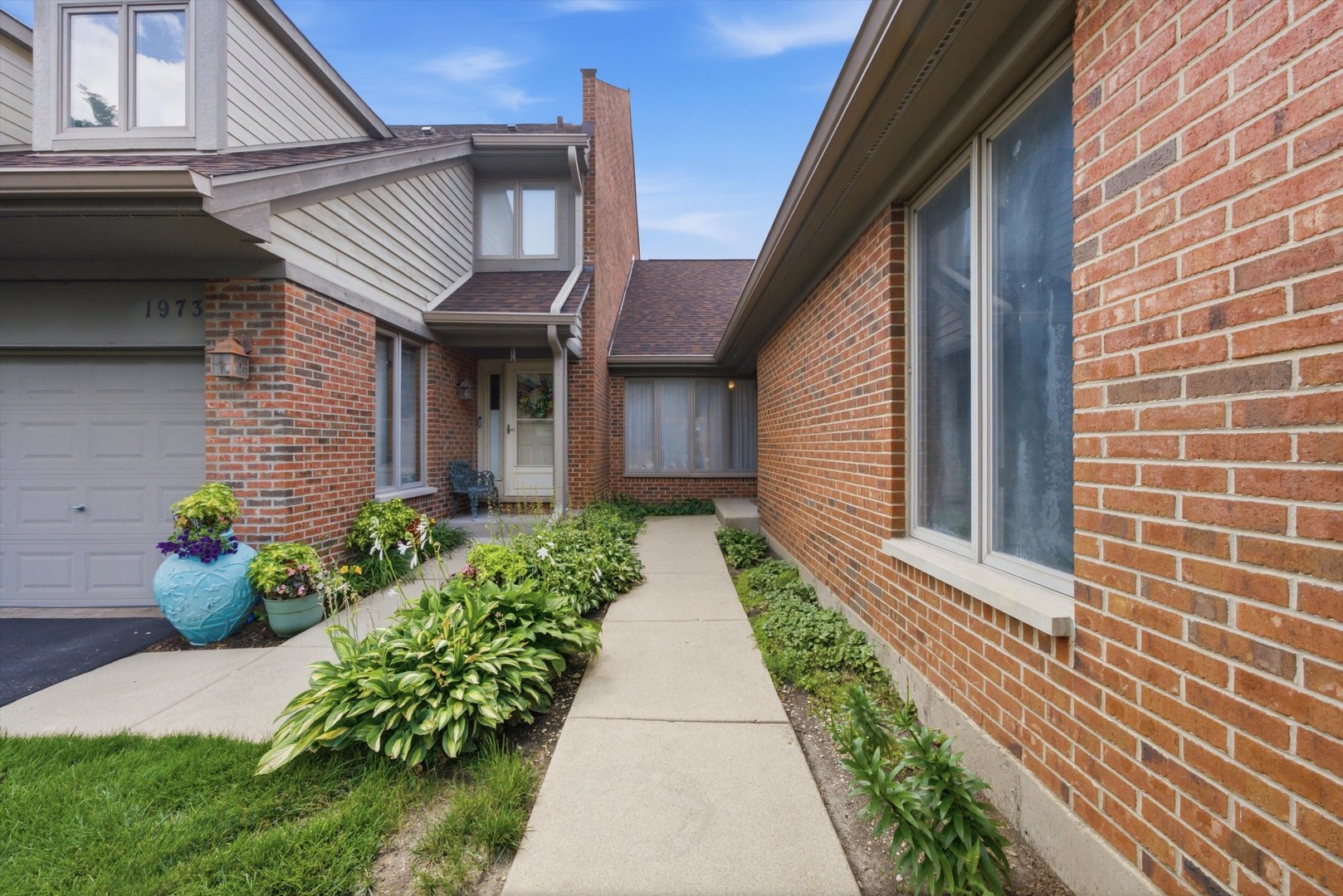 12741187 Property Photo 3