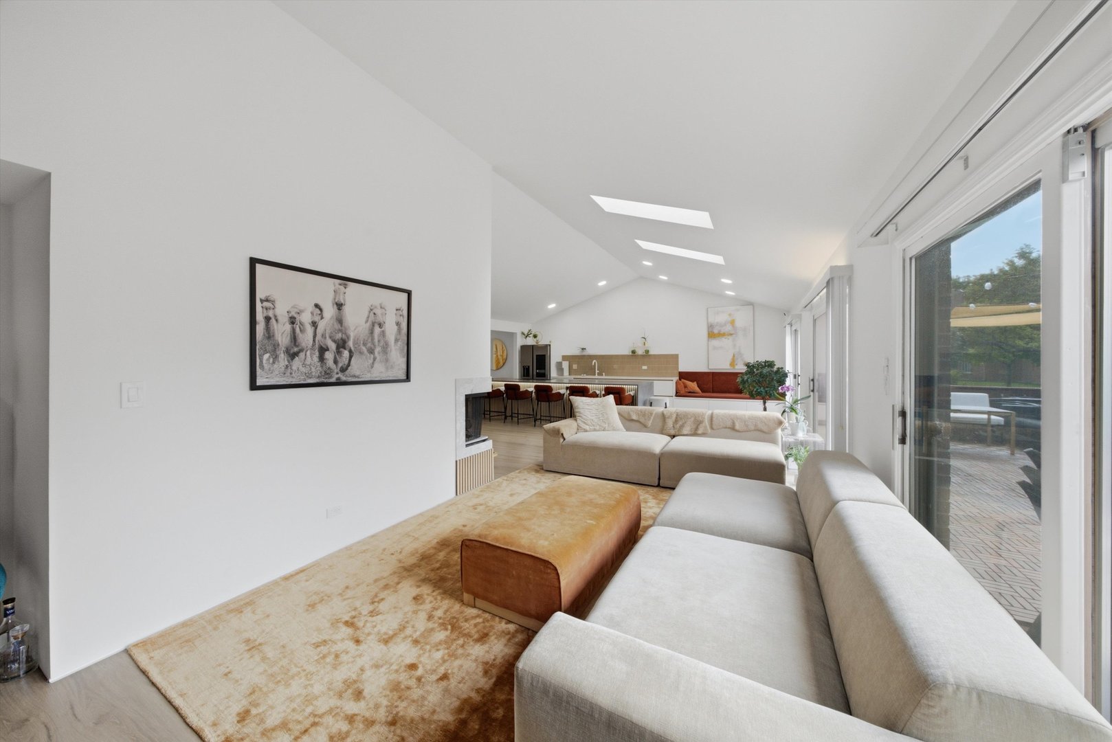 12741187 Property Photo 18