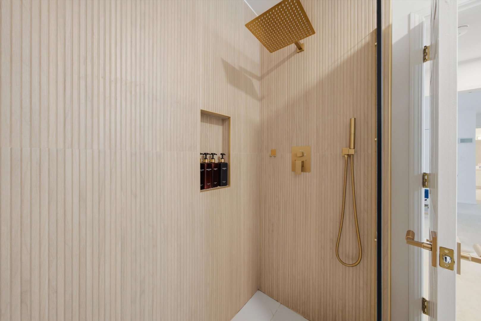 12741187 Property Photo 29